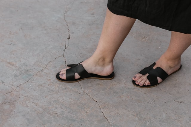 Sandałki na co dzień – na jaki model zdecydować się tego lata?
